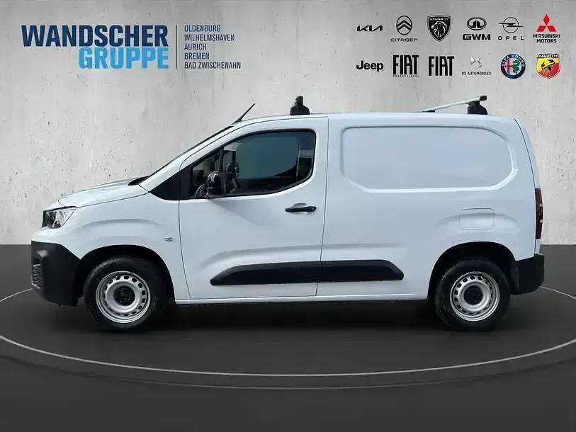 Gebraucht Peugeot Partner Premium 110 PS (80 kW) 2024 Andere Van / Kleinbus