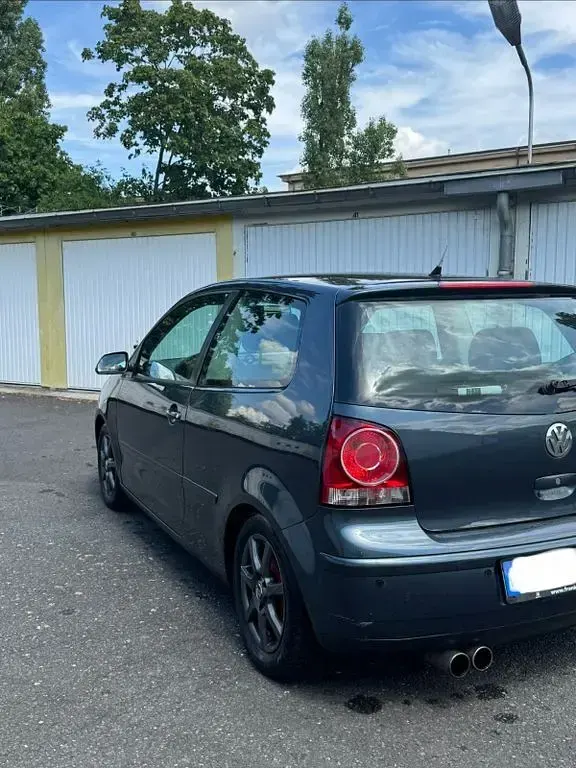 Gebraucht VW Polo Sportline 54 PS (39 kW) 2005 Schwarz