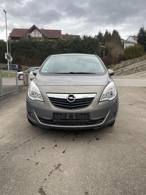 Gebraucht Opel Meriva 120 PS (88 kW) 2012 Van / Kleinbus