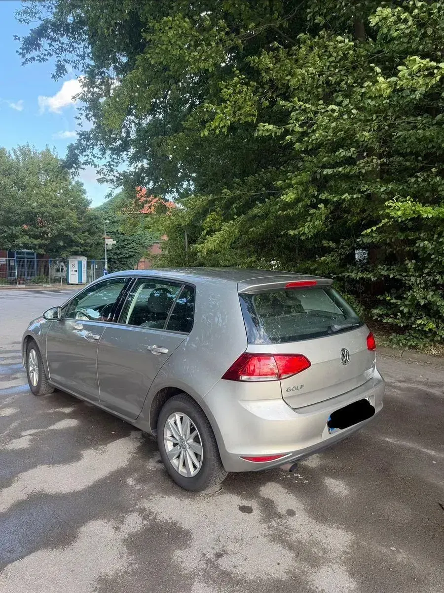 Gebraucht VW Golf VII Move 105 PS (77 kW) 2013 Silber Limousine