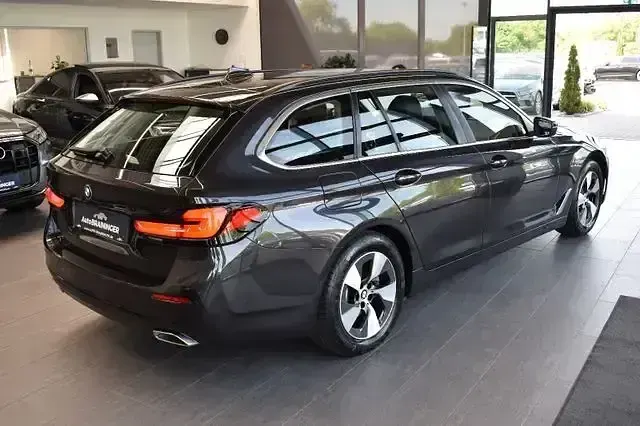 Używany BMW 520 Performance 190 KM (139 kW) 2021 Szary Kombi