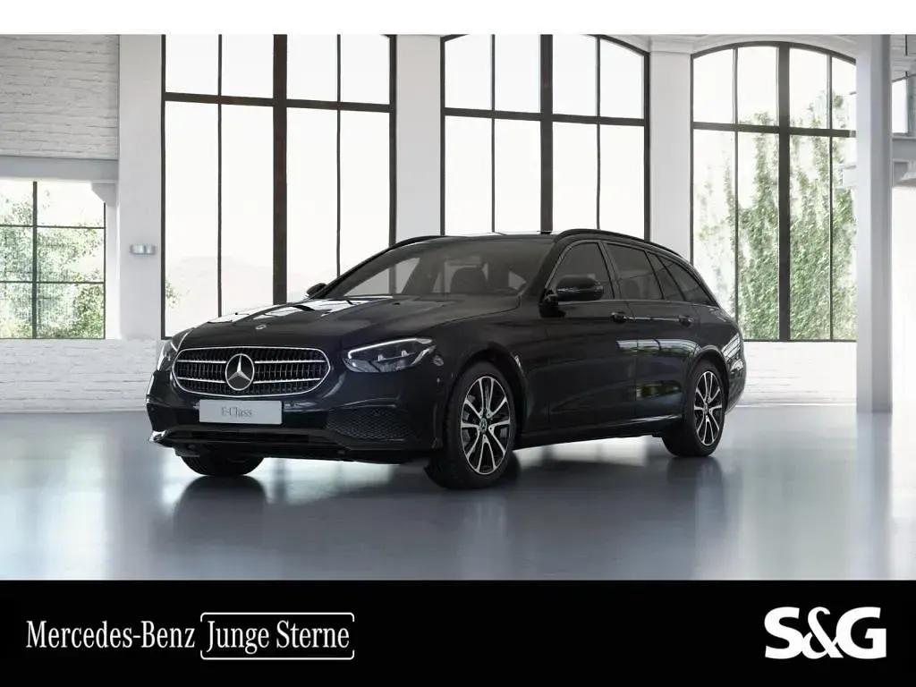 Gebraucht Mercedes E220 Avantgarde 194 PS (142 kW) 2022 Kombi