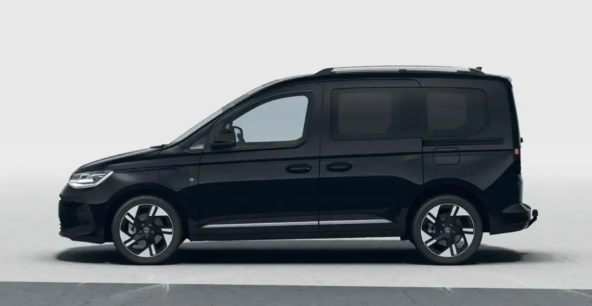 Neu VW Caddy Style 116 PS (85 kW) 2026 Grenadillschwarz metallic Van / Kleinbus
