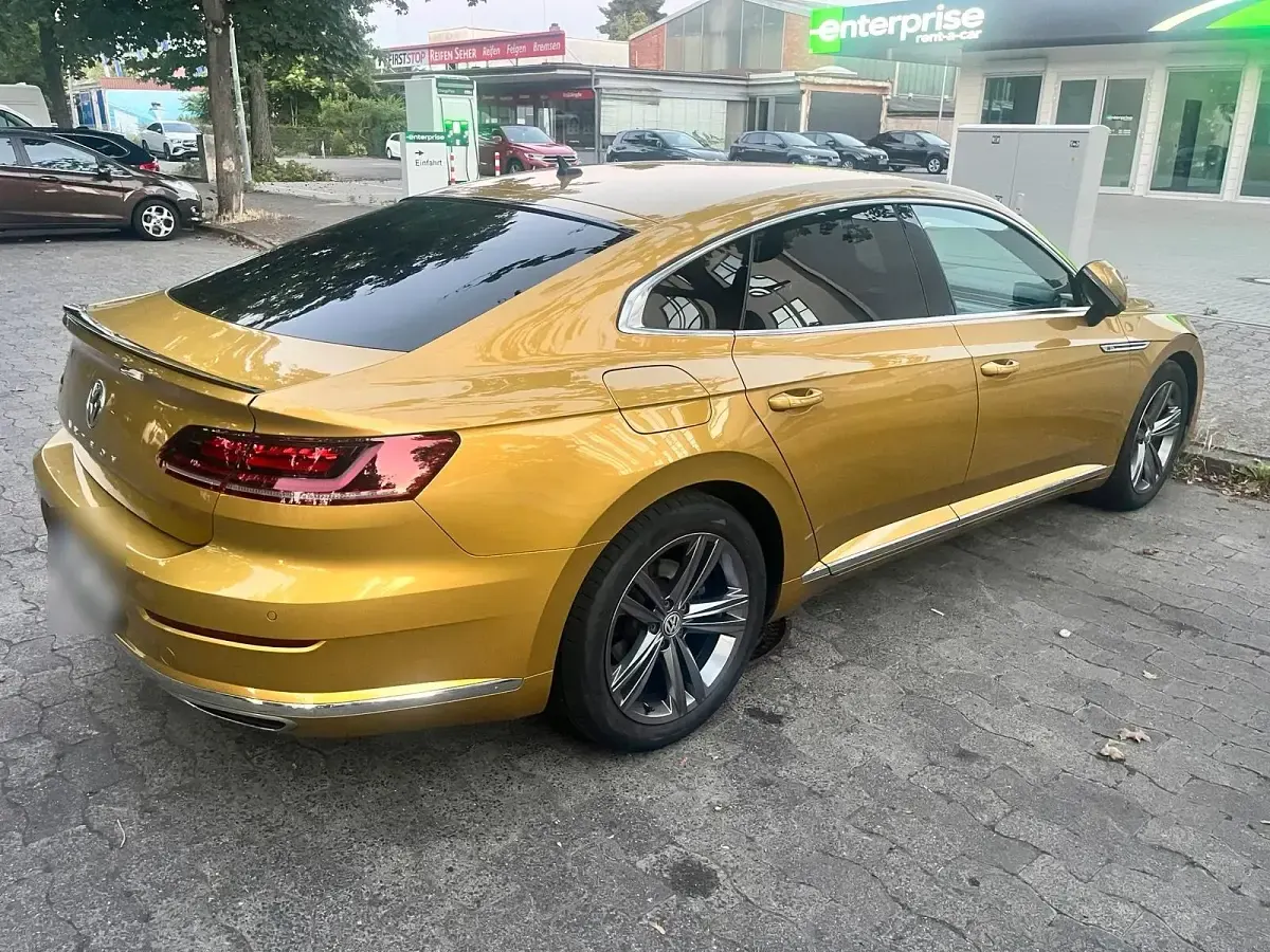 Gebraucht VW Arteon R-line 190 PS (139 kW) 2018 Gold Kleinwagen