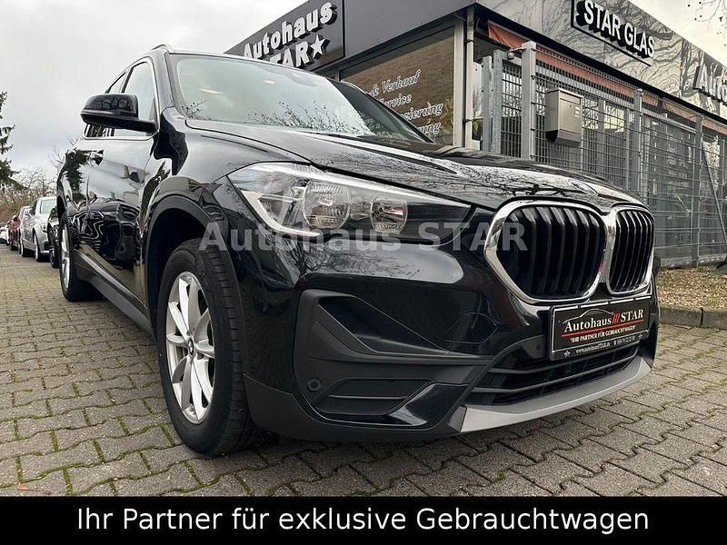 Schwarz Gebraucht 2021 BMW X1 Advantage SUV | 19.600 € (Fairer Preis) - Bild 1/4