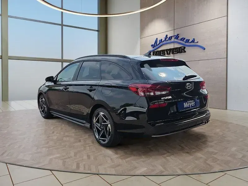 Neu Hyundai i30 N Line 150 PS (110 kW) 2026 Abyss black Kombi