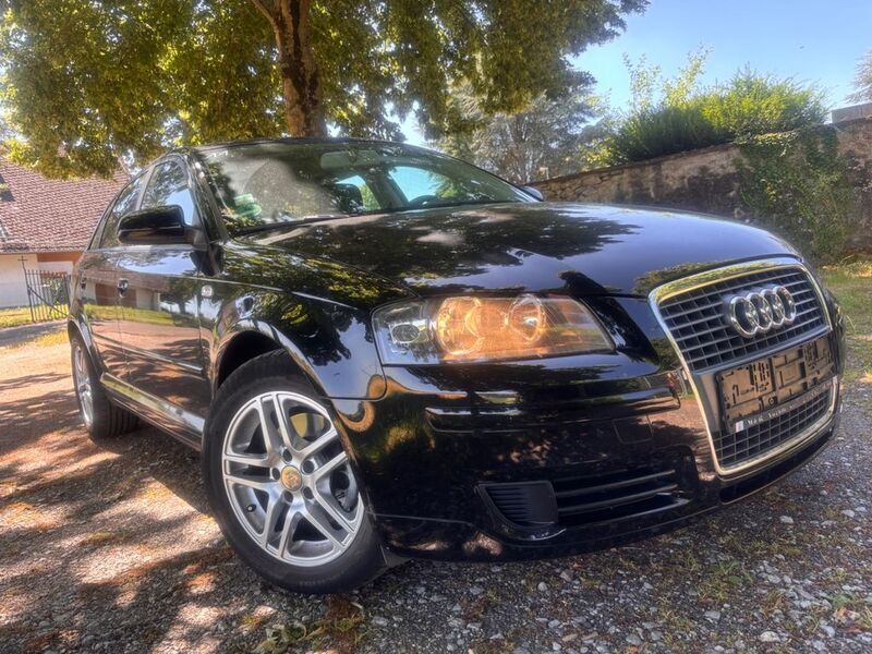 Schwarz Gebraucht 2008 Audi A3 Sportback Attraction Limousine | 4.499 € (Guter Preis) - Bild 1/4