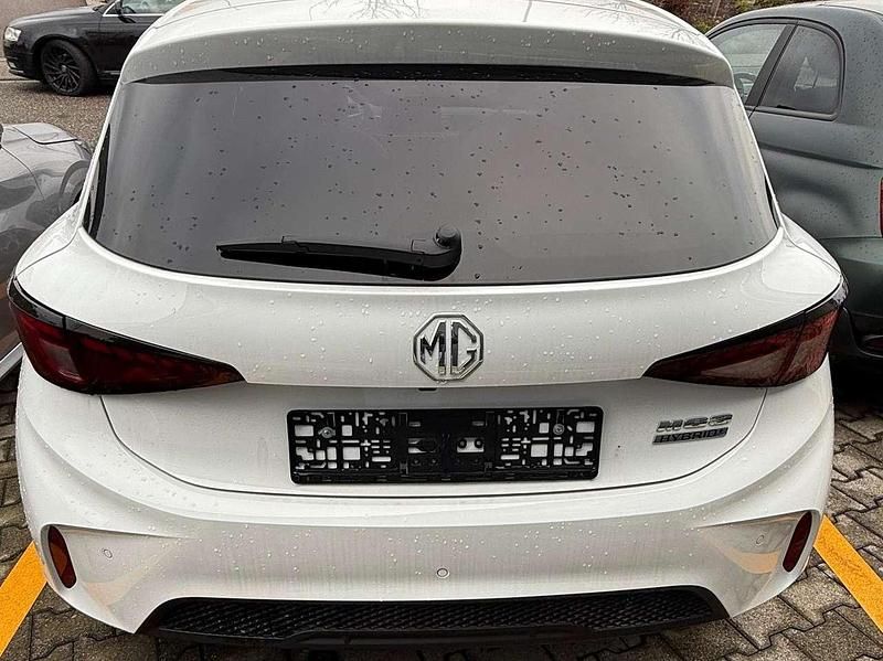 Neu MG MG3 102 PS (75 kW) 2025 Weiß Kleinwagen
