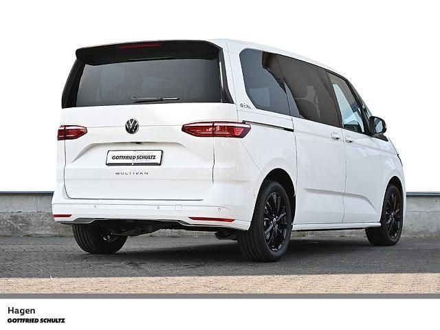 Gebraucht VW Multivan Goal 150 PS (110 kW) 2025 Weiß Van
