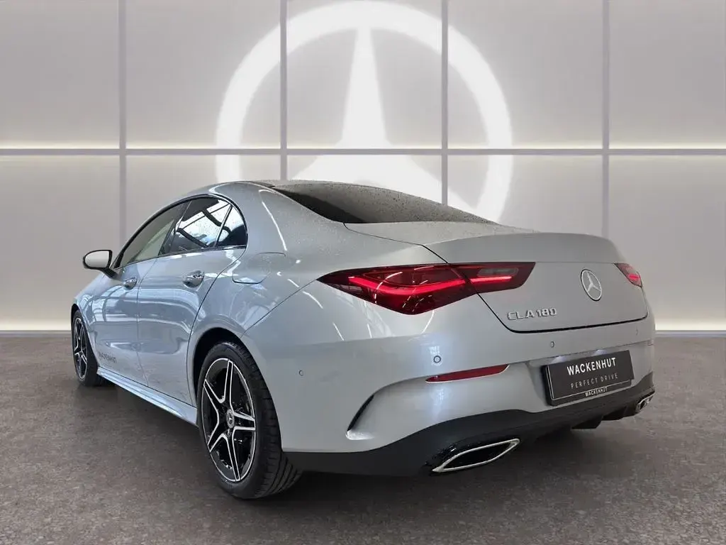 Gebraucht Mercedes CLA180 Advanced Plus 136 PS (100 kW) 2026 Silber Limousine