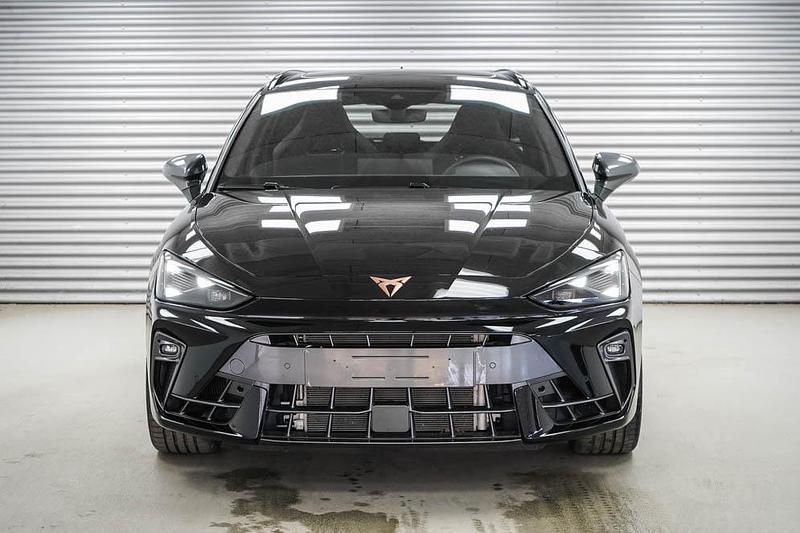 Gebraucht Cupra Leon VZ 2025 Midnight black metallic (0e)