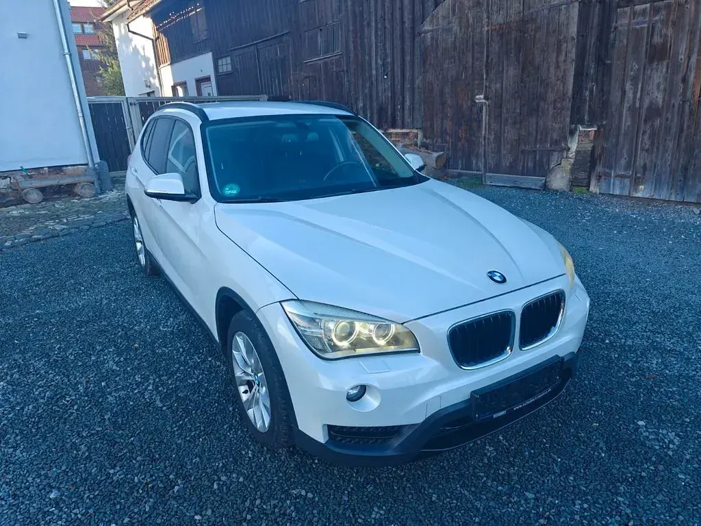 Gebraucht BMW X1 Sport Line 116 PS (85 kW) 2013 Weiß SUV