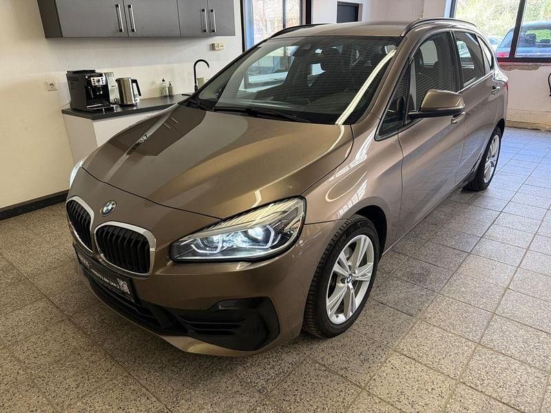 Używany BMW 220 Advantage 190 KM (139 kW) 2019 Brązowy Kombi