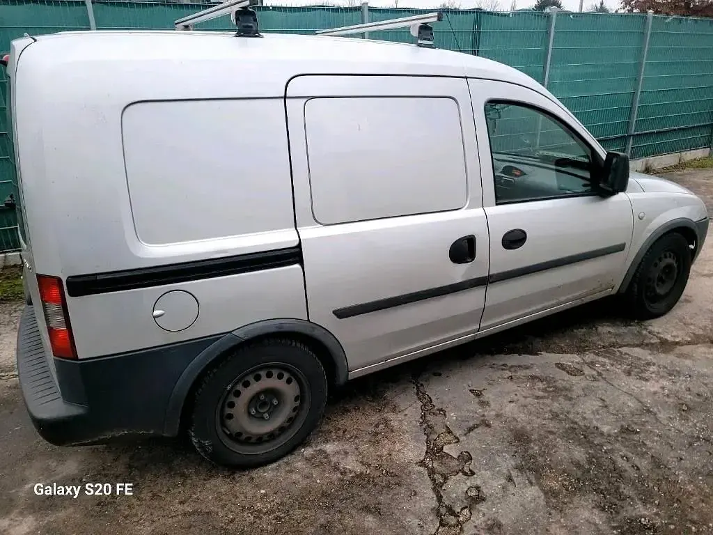 Occasion Opel Combo 105 ch (77 kW) 2010 Argent Monospace