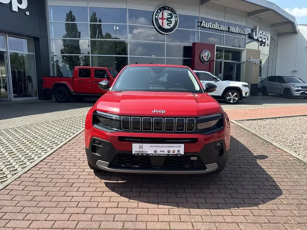 Gebraucht Jeep Avenger EV Summit 114 kW (156 PS) 2024 Rot SUV