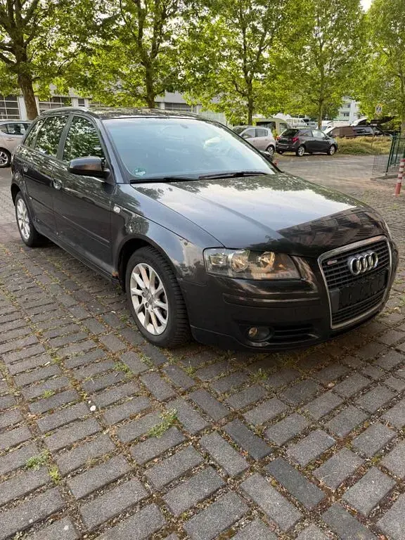 Używany Audi A3 Ambiente 140 KM (102 kW) 2004 Brązowy Hatchback