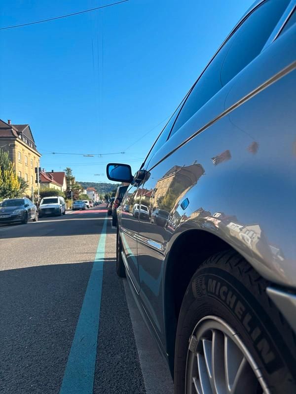 Gebraucht BMW 325 192 PS (141 kW) 2004 Limousine