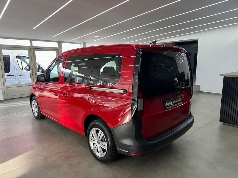 Gebraucht VW Caddy 122 PS (89 kW) 2021 Rot Van / Kleinbus