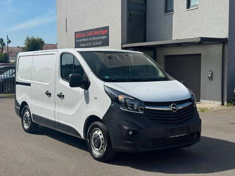 Weiß Gebraucht 2017 Opel Vivaro Van | 9.950 € - Bild 1/4