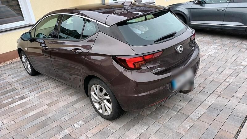 Gebraucht Opel Astra Innovation 136 PS (100 kW) 2017 Braun Limousine