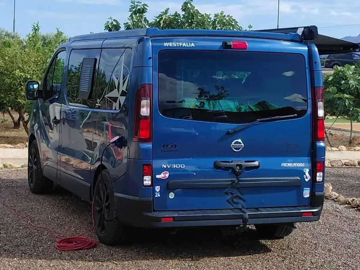 Gebraucht Nissan NV300 170 PS (125 kW) 2020 Blau Van