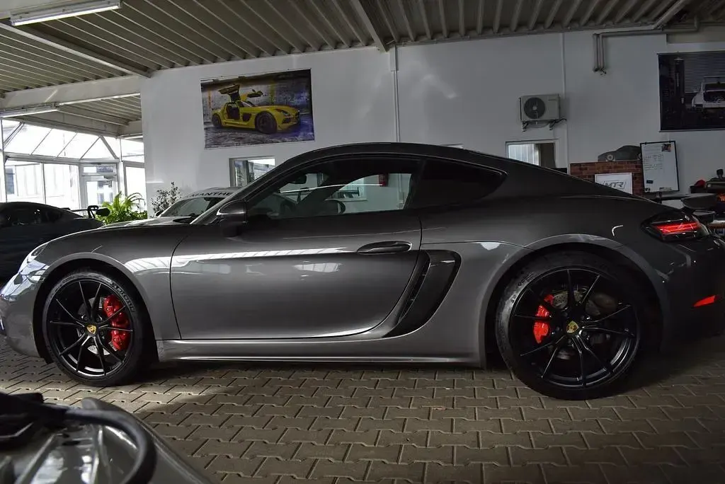 Gebraucht Porsche 718 400 PS (294 kW) 2018 Grau Coupé