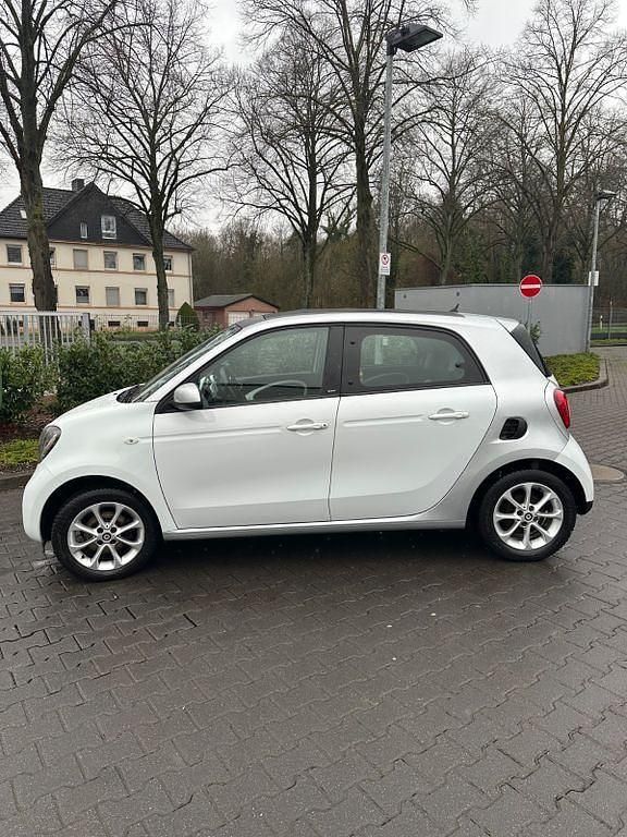 Gebraucht Smart ForFour Prime 71 PS (52 kW) 2015 Weiß Kleinwagen