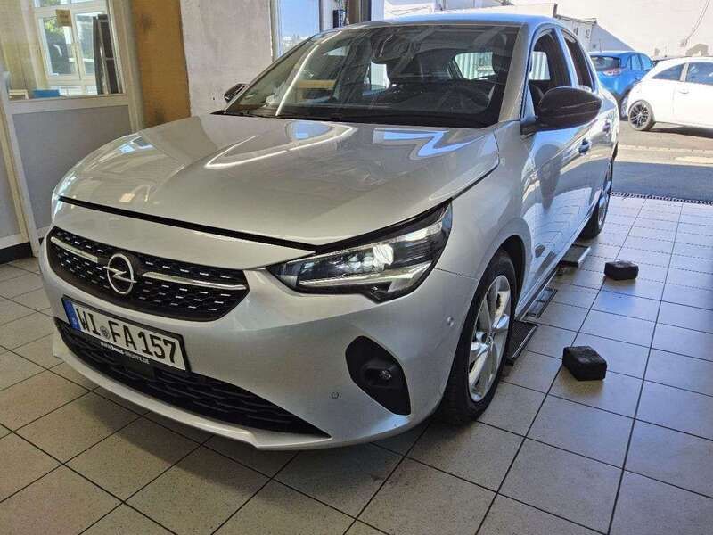 Silber Gebraucht 2022 Opel Corsa Elegance Limousine | 14.880 € (Guter Preis) - Bild 1/4