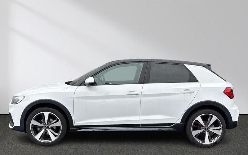 Gebraucht Audi A1 Ambiente 110 PS (80 kW) 2023 Weiß Limousine