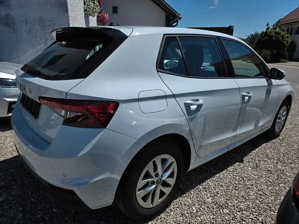 Gebraucht Skoda Fabia Selection 95 PS (69 kW) 2025 Weiß Kleinwagen