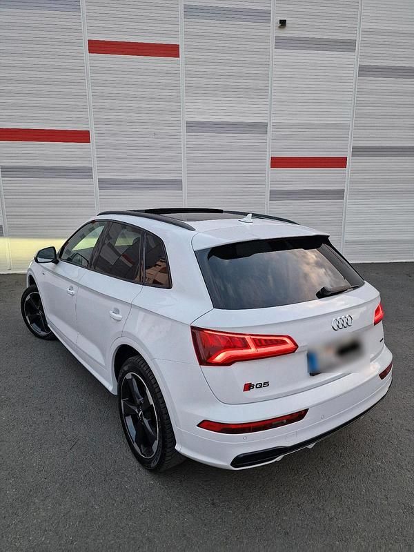 Weiß Gebraucht 2018 Audi Q5 S-Line SUV | 29.990 € (Teuer) - Bild 1/4