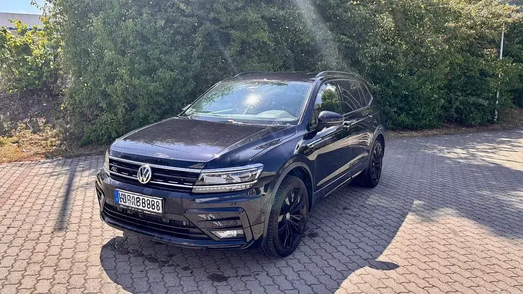 Gebraucht VW Tiguan Allspace 200 PS (147 kW) 2021 Schwarz SUV