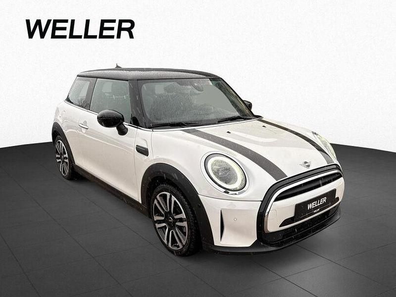 Gebraucht Mini Cooper 136 PS (100 kW) 2022 Nanuq white (weiß) Kleinwagen