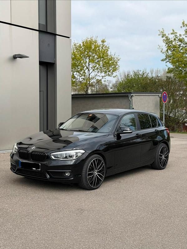 Gebraucht BMW 118 Advantage 150 PS (110 kW) 2017 Schwarz Kleinwagen