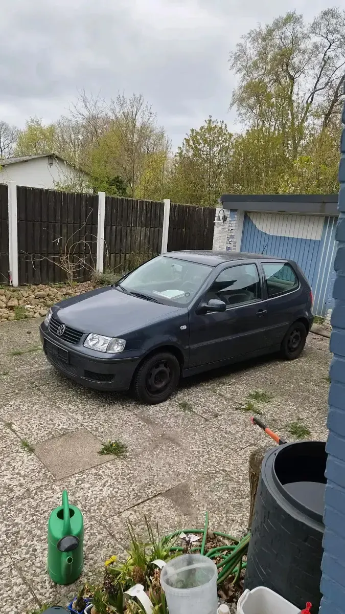 Gebraucht VW Polo 75 PS (55 kW) 2001 Grau Kleinwagen