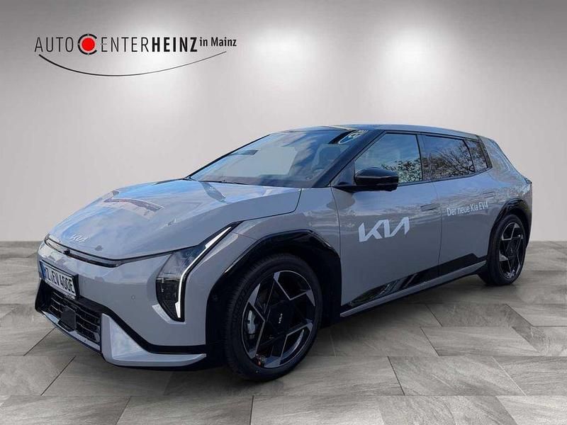 Wolfgrau metallic Gebraucht 2025 Kia EV4 4 Kleinwagen | 45.900 € (Fairer Preis) - Bild 1/4