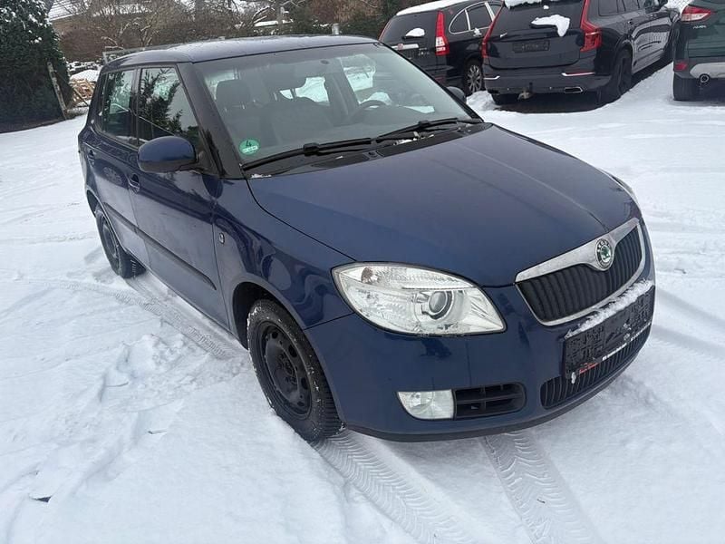 Gebraucht Skoda Fabia Style 69 PS (50 kW) 2009 Blau Limousine