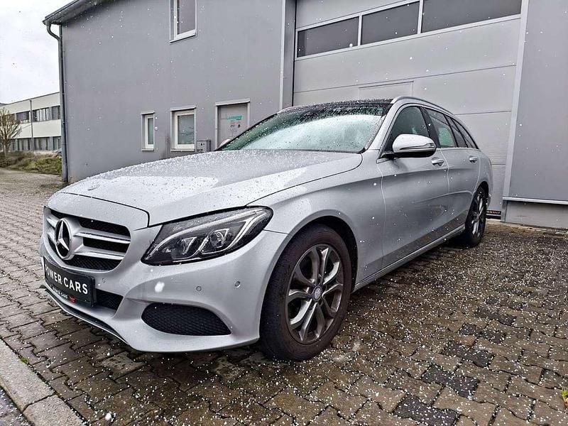Silber Gebraucht 2016 Mercedes C180 Avantgarde Kombi | 15.489 € (Guter Preis) - Bild 1/4