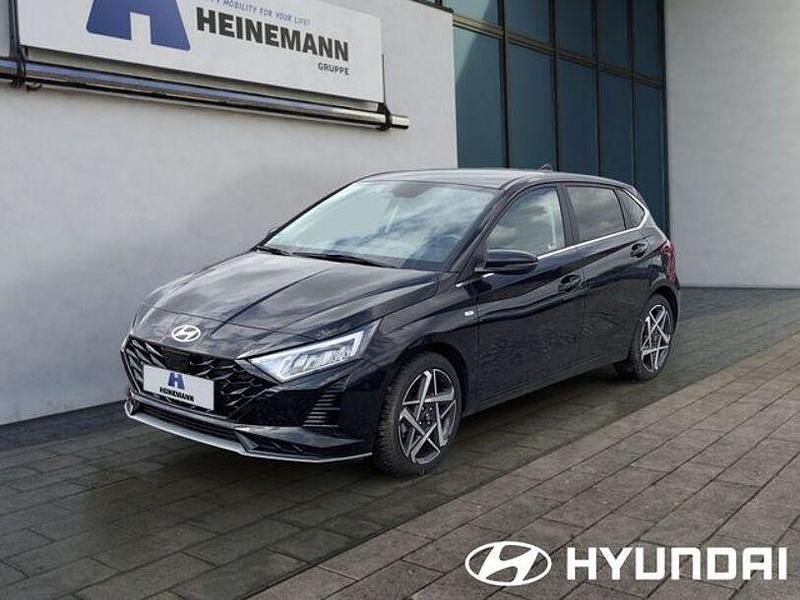 Phantom black Gebraucht 2024 Hyundai i20 Prime Kleinwagen | 21.770 € (Teuer) - Bild 1/4