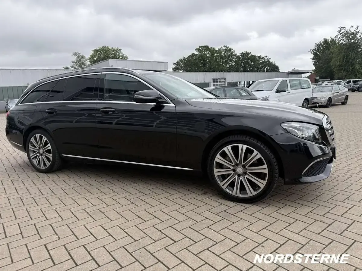 Gebraucht Mercedes E350 Exclusive 258 PS (189 kW) 2017 Obsidianschwarz Kombi