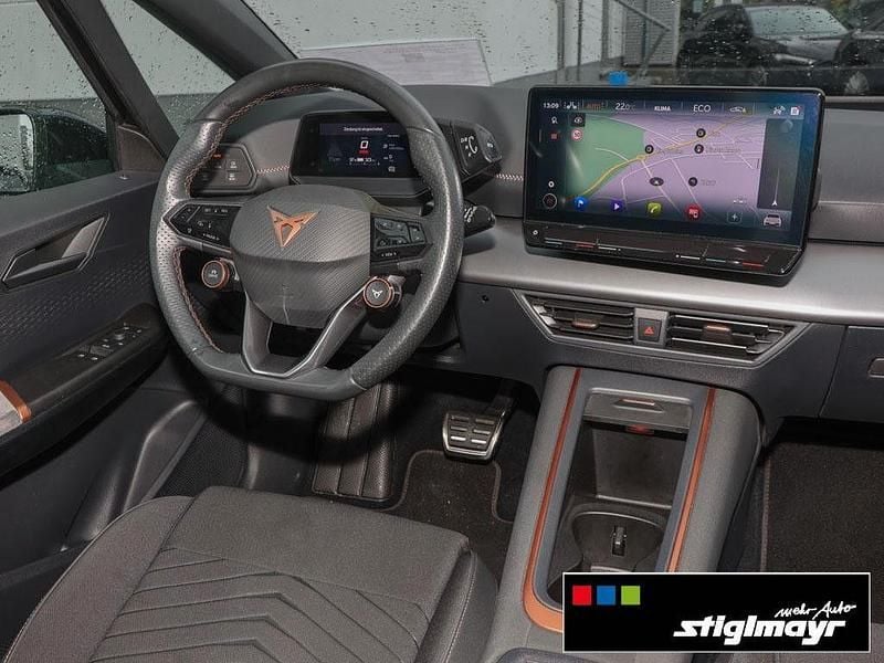 Gebraucht Cupra Born e-Boost 169 kW (231 PS) 2023 Quasargrau Kleinwagen