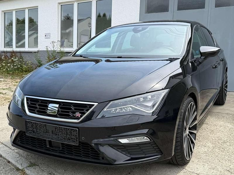 Schwarz Gebraucht 2018 Seat Leon FR Limousine | 13.700 € (Fairer Preis) - Bild 1/4