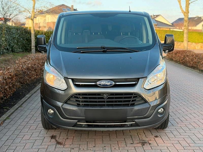 Gebraucht Ford Transit 131 PS (96 kW) 2017 Grau Van / Kleinbus
