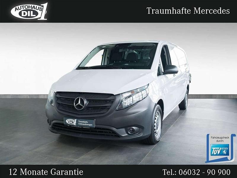 Usado Mercedes Vito 163 HP (119 kW) 2021 Branco Van