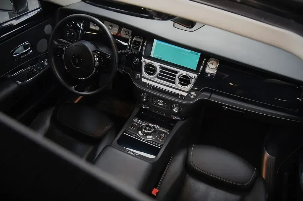 Gebraucht Rolls Royce Ghost 571 PS (419 kW) 2015 Grau Limousine