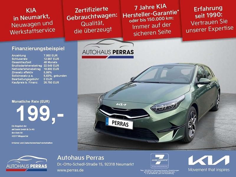 Gebraucht Kia Ceed Spirit 140 PS (102 kW) 2024 Experience grün Kleinwagen
