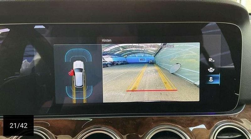 Gebraucht Mercedes E300 306 PS (225 kW) 2020 Schwarz/baltic black Kombi