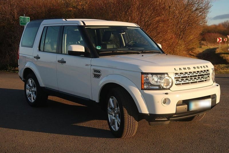 Gebraucht Land Rover Discovery 4 HSE 211 PS (155 kW) 2013 Weiß SUV