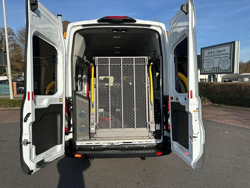 Gebraucht Ford Transit 131 PS (96 kW) 2020 Weiß Van / Kleinbus