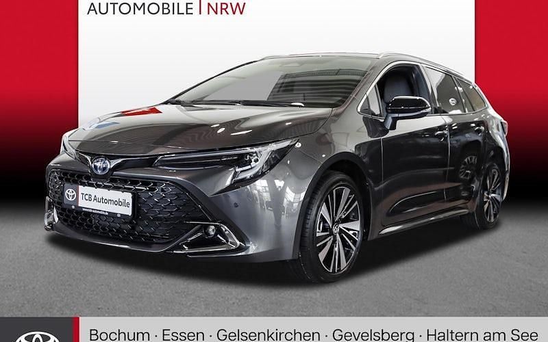 Grau Neu 2025 Toyota Corolla Limousine | 36.989 € - Bild 1/4